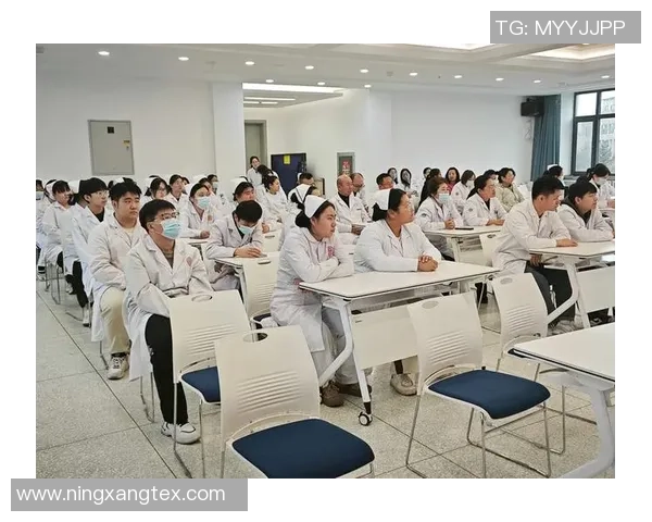 足球明星现场跑位技巧揭秘精彩瞬间回顾与分析 足球明星现场跑位技巧揭秘精彩瞬间回顾与分析