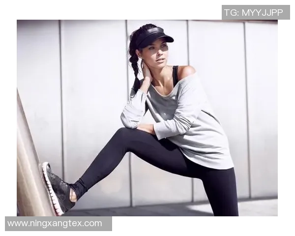 足球明星的模特女朋友揭示了运动与时尚的完美结合与背后的故事 足球明星的模特女朋友揭示了运动与时尚的完美结合与背后的故事