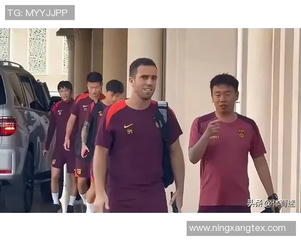 足球盛宴汇聚星光璀璨众星云集的足球明星大合照回顾