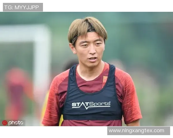 重庆足球队心理素质强劲跻身全国前五名展现出色竞技状态 重庆足球队心理素质强劲跻身全国前五名展现出色竞技状态