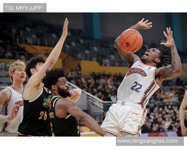 篮球专题：聚焦上海篮球队的配合